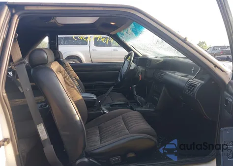 1993 Ford Mustang Gt/Cobra Gt from USA, damaged, VIN 1FACP42E4PF210686